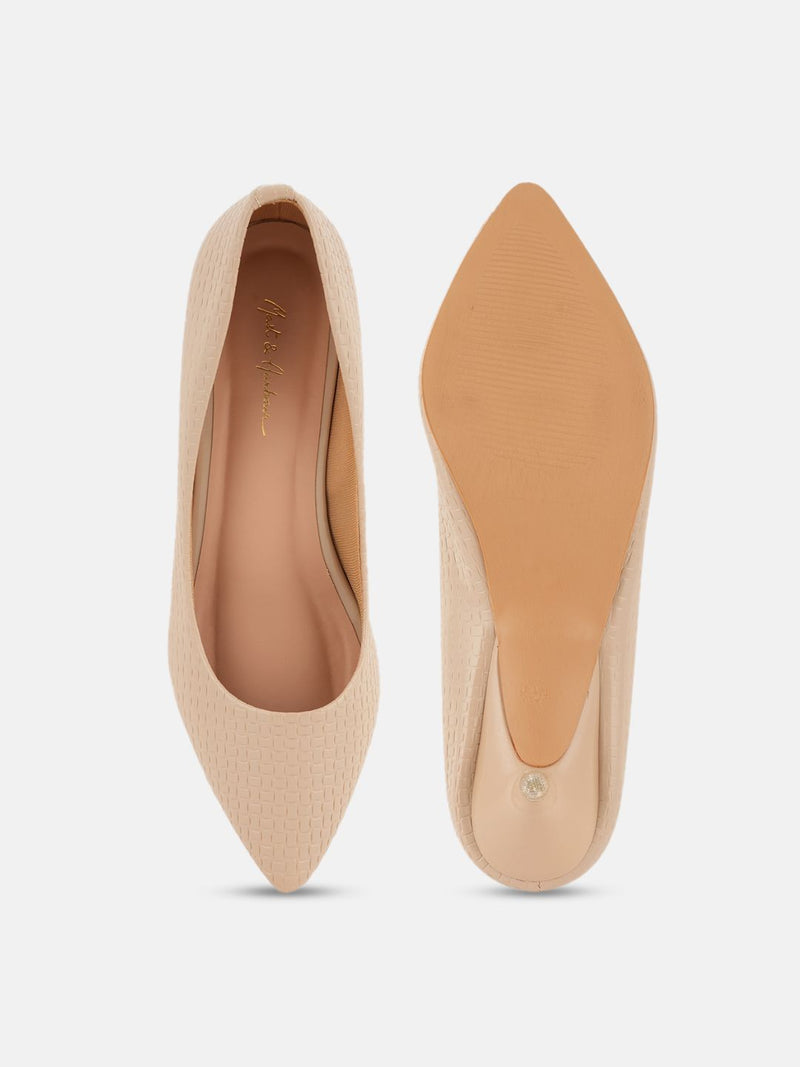 Mast & Harbour Cream Coloured Textured Pointed Toe Kitten Heeled Pumps