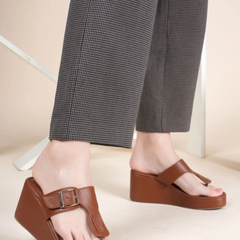 Mast & Harbour Wedge Sandals with Buckles