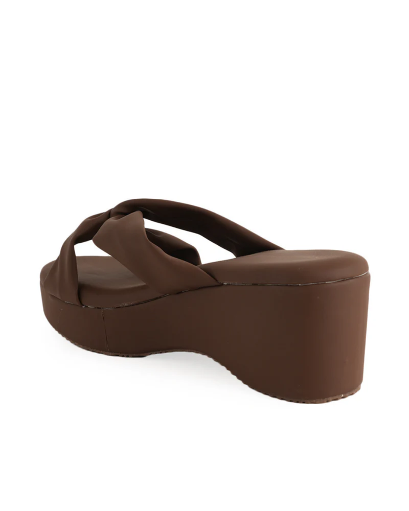 New Brown Trending Fashionable Wedges for Woman
