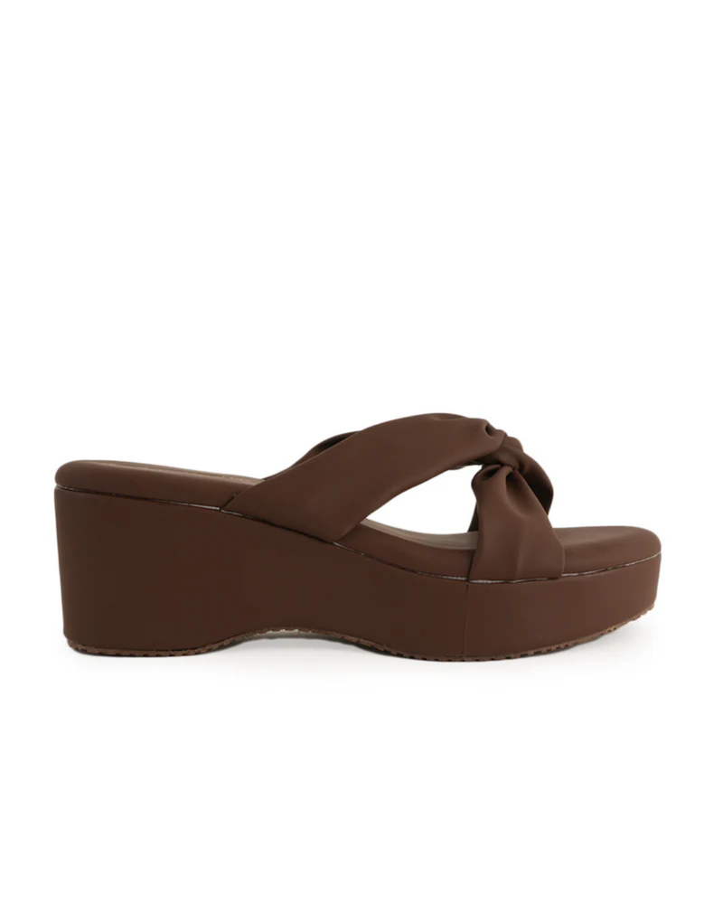 New Brown Trending Fashionable Wedges for Woman