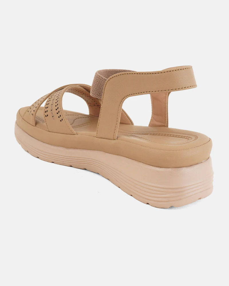 Mast & Harbour Beige Party Heels
