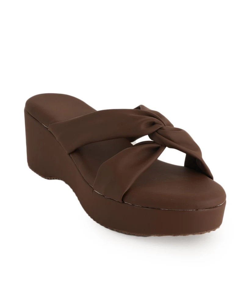 New Brown Trending Fashionable Wedges for Woman