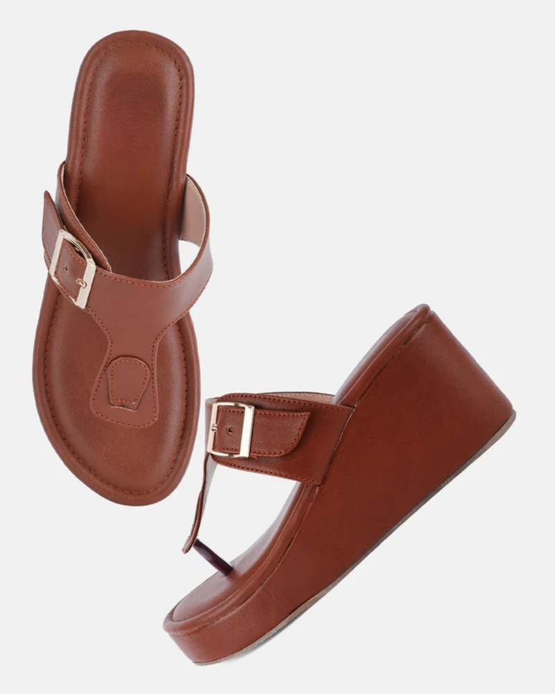 Mast & Harbour Wedge Sandals with Buckles