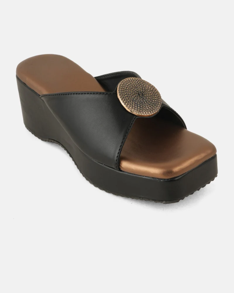 New Trending Fashionable Wedges for Woman