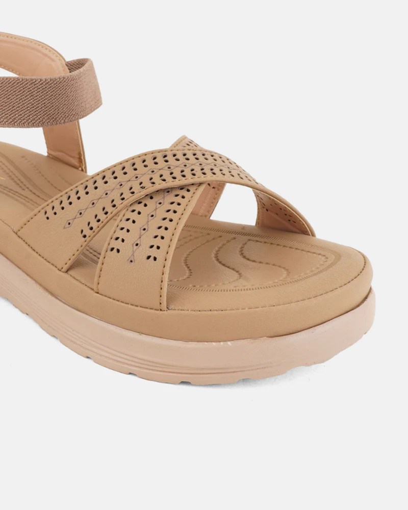 Mast & Harbour Beige Party Heels