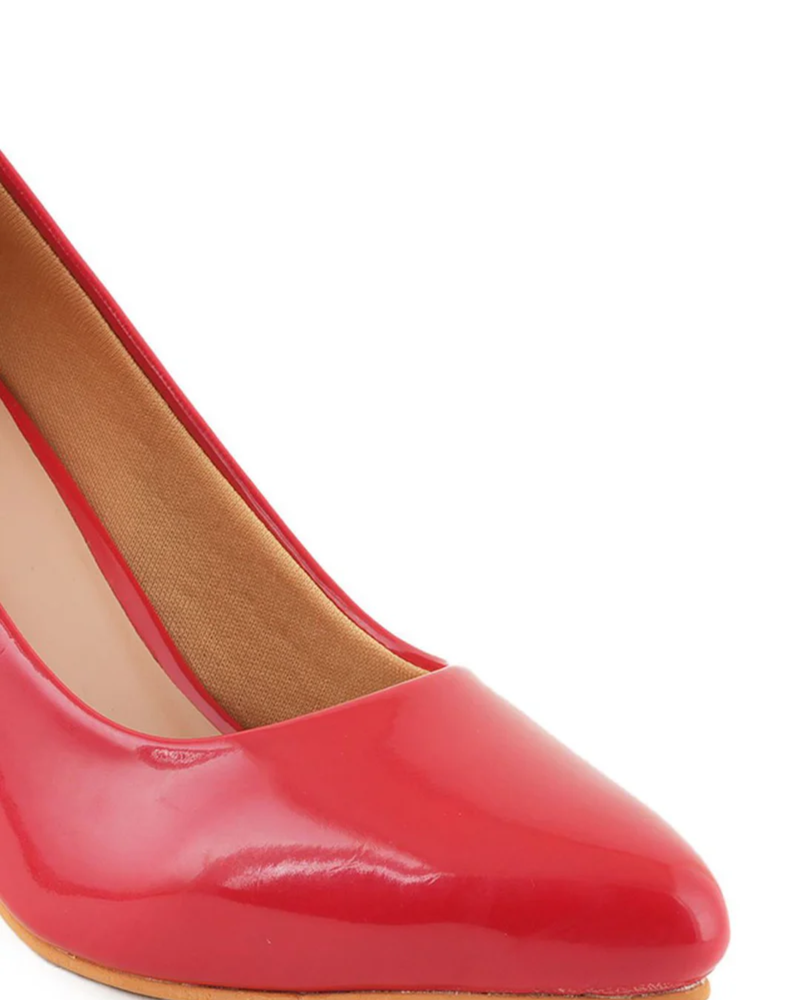 Shetop Women Solid Block Heel Sandals