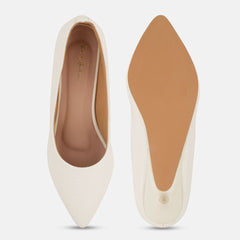 Mast & Harbour Women Pointed Toe Kitten Heel Pumps