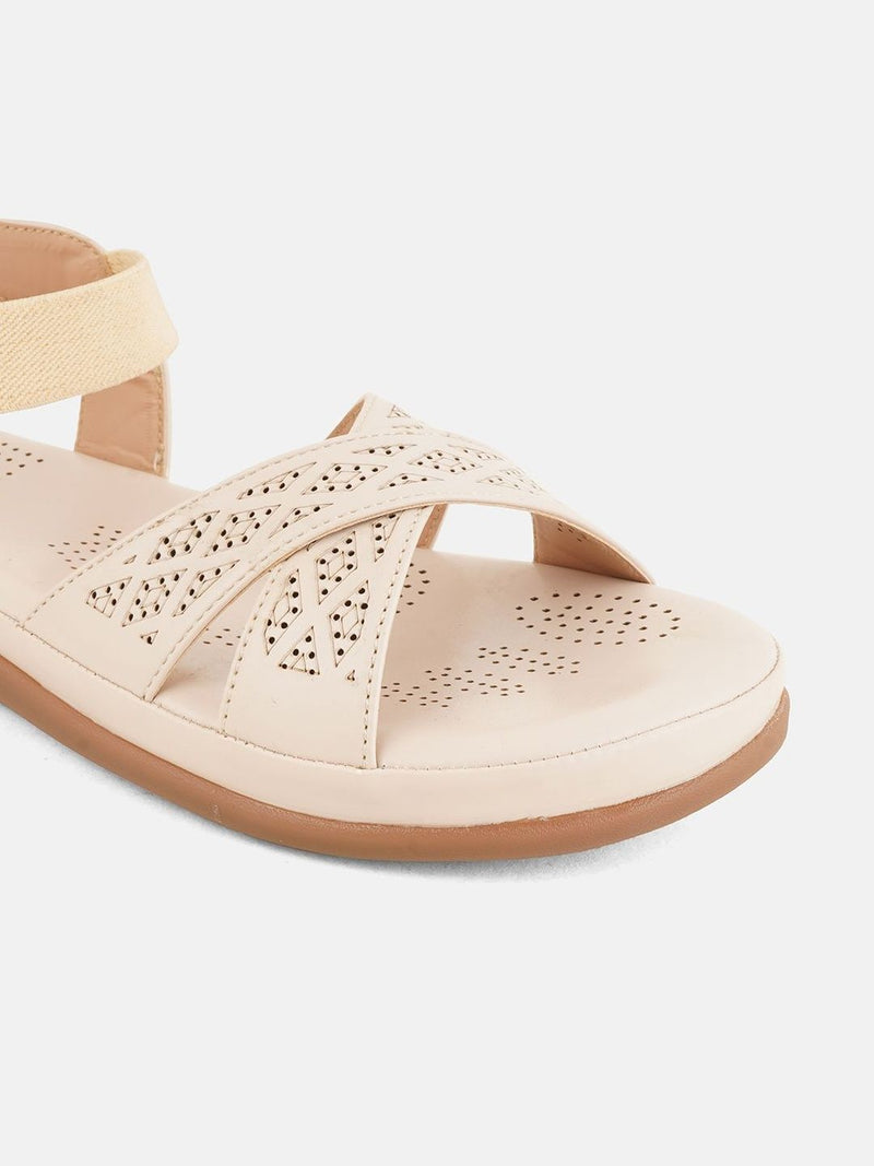 Roadster Women Textured Party Open Toe Flats