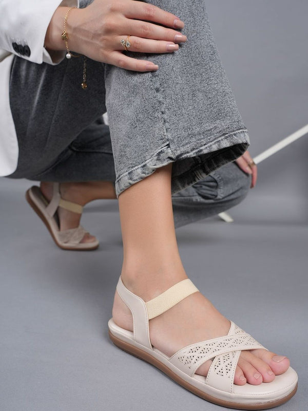 Roadster Women Textured Party Open Toe Flats