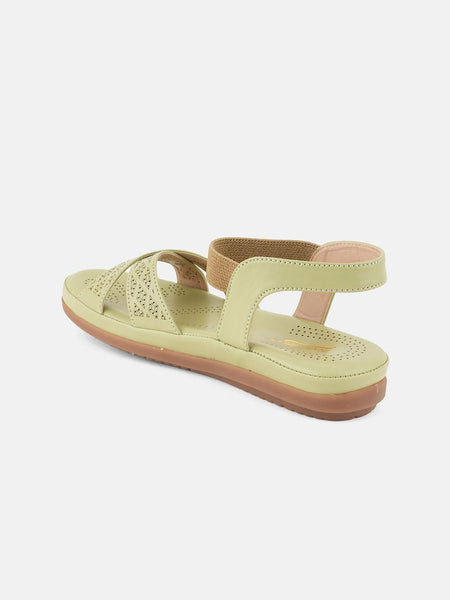 The Roadster Lifestyle Co Women Textured Open Toe Flats
